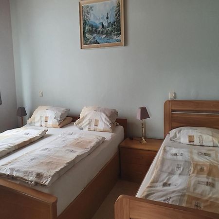 Large Detached Holiday Home In Hesse With Private Garden And Terrace Хомберг Экстерьер фото