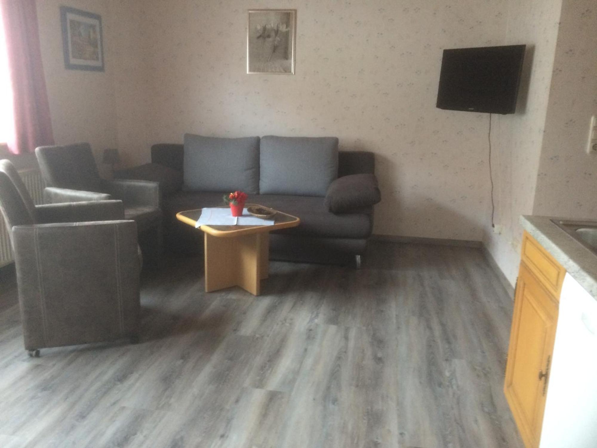 Large Detached Holiday Home In Hesse With Private Garden And Terrace Хомберг Экстерьер фото